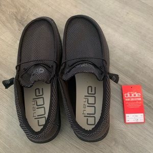 Brand new Mens hey dude shoes